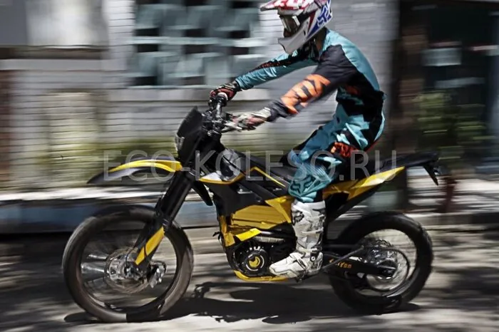 2025 Surron Ultra Bee First Ride